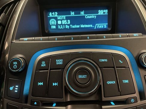 Used 2010 Buick LaCrosse CXL image 7