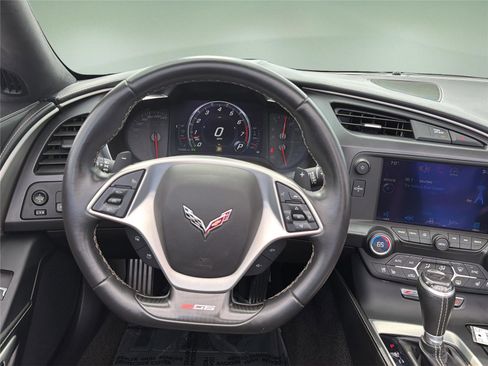 Used 2015 Chevrolet Corvette Z06 w/ 3LZ Preferred Equipment Group RWD image 23