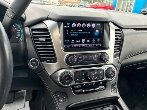 Used 2019 Chevrolet Tahoe Premier AWD/4WD image 22