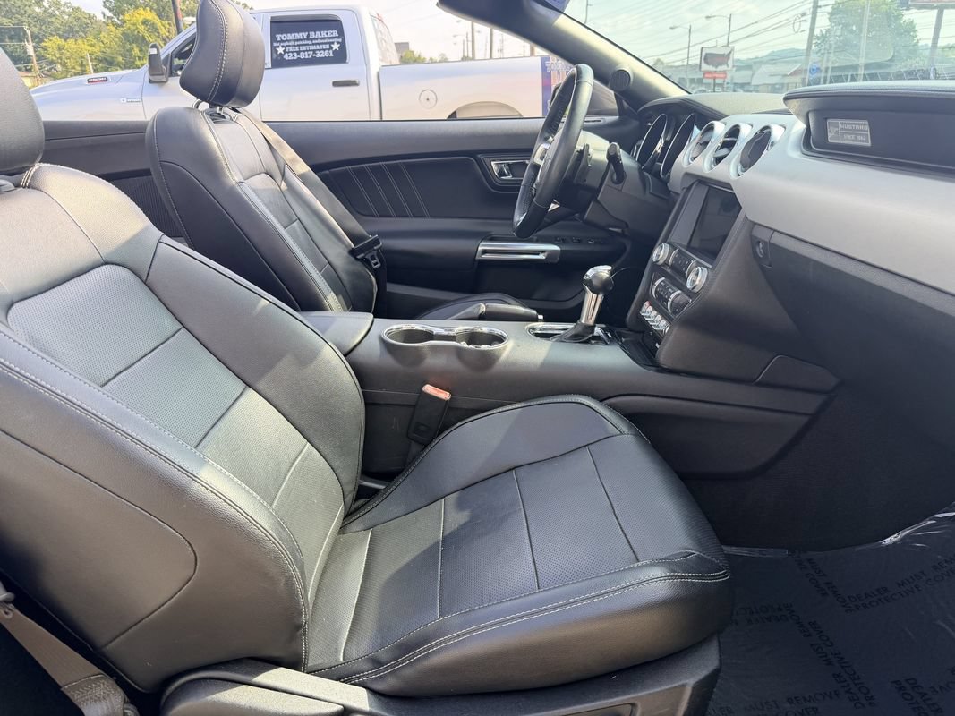 Used 2016 Ford Mustang Premium RWD image 16