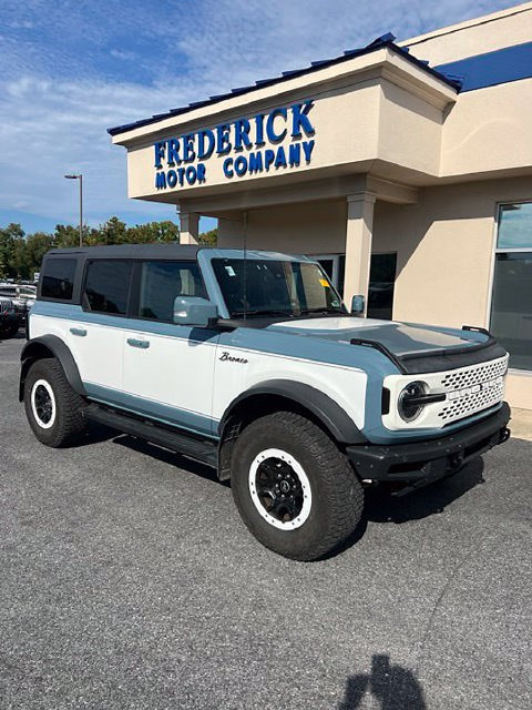 Used 2023 Ford Bronco Outer Banks w/ Sasquatch Package AWD/4WD image 1