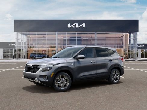 New 2026 Kia Seltos LX FWD image 4