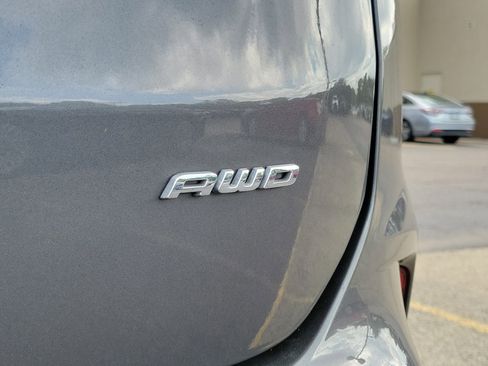 Used 2024 Ford Edge Titanium image 7