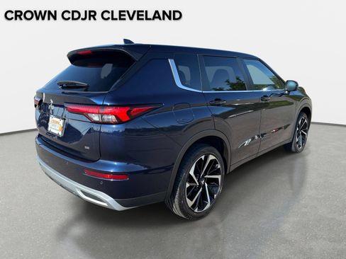 Used 2024 Mitsubishi Outlander SE AWD/4WD image 5