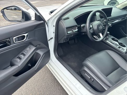 Certified 2022 Honda Civic Touring image 6