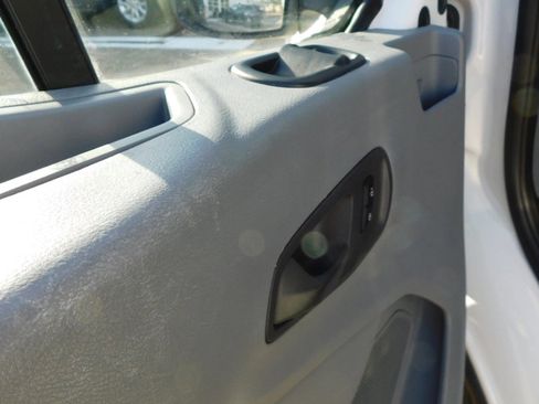 Used 2016 Ford Transit 250 148 Low Roof image 12