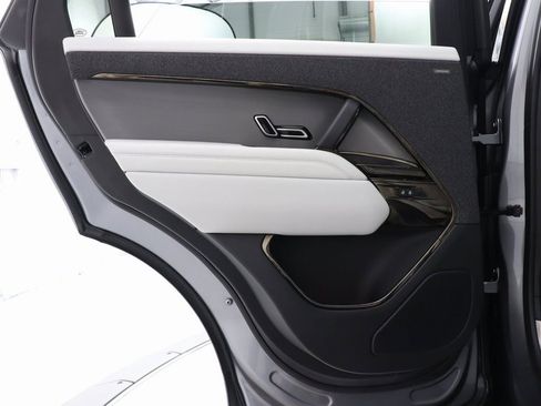 Used 2023 Land Rover Range Rover Sport SE image 45