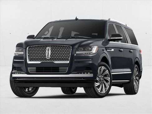 Used 2023 Lincoln Navigator L Reserve AWD/4WD image 1