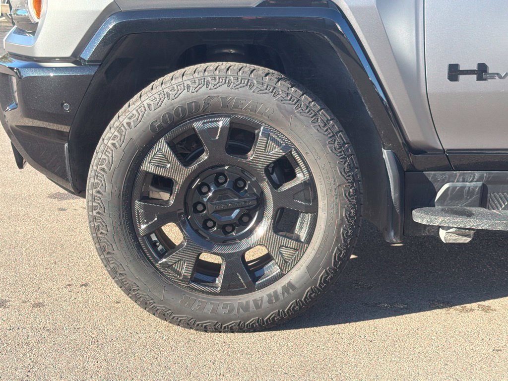 Used 2026 GMC Hummer EV 3X w/ Carbon Fiber Edition Package AWD/4WD image 32