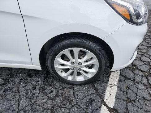 Used 2021 Chevrolet Spark LT FWD image 9