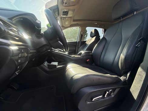Used 2019 Acura RDX FWD image 11