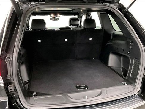 Used 2022 Jeep Grand Cherokee Limited image 36