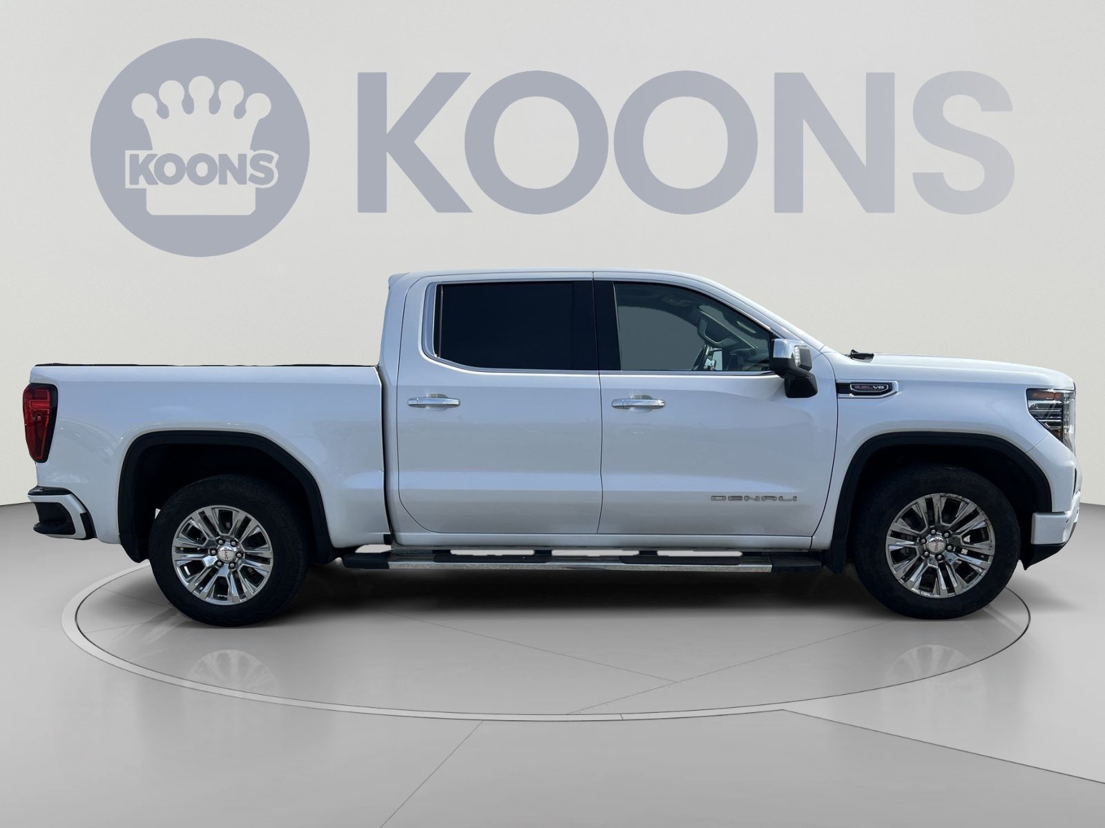 Used 2023 GMC Sierra 1500 Denali AWD/4WD image 8