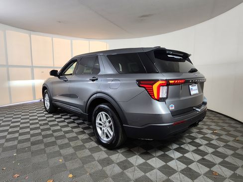 New 2026 Ford Explorer Active image 5