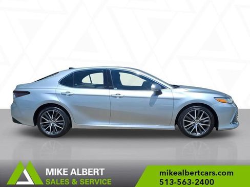 Used 2023 Toyota Camry XLE FWD image 8