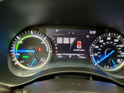 Used 2021 Toyota Highlander XLE image 15