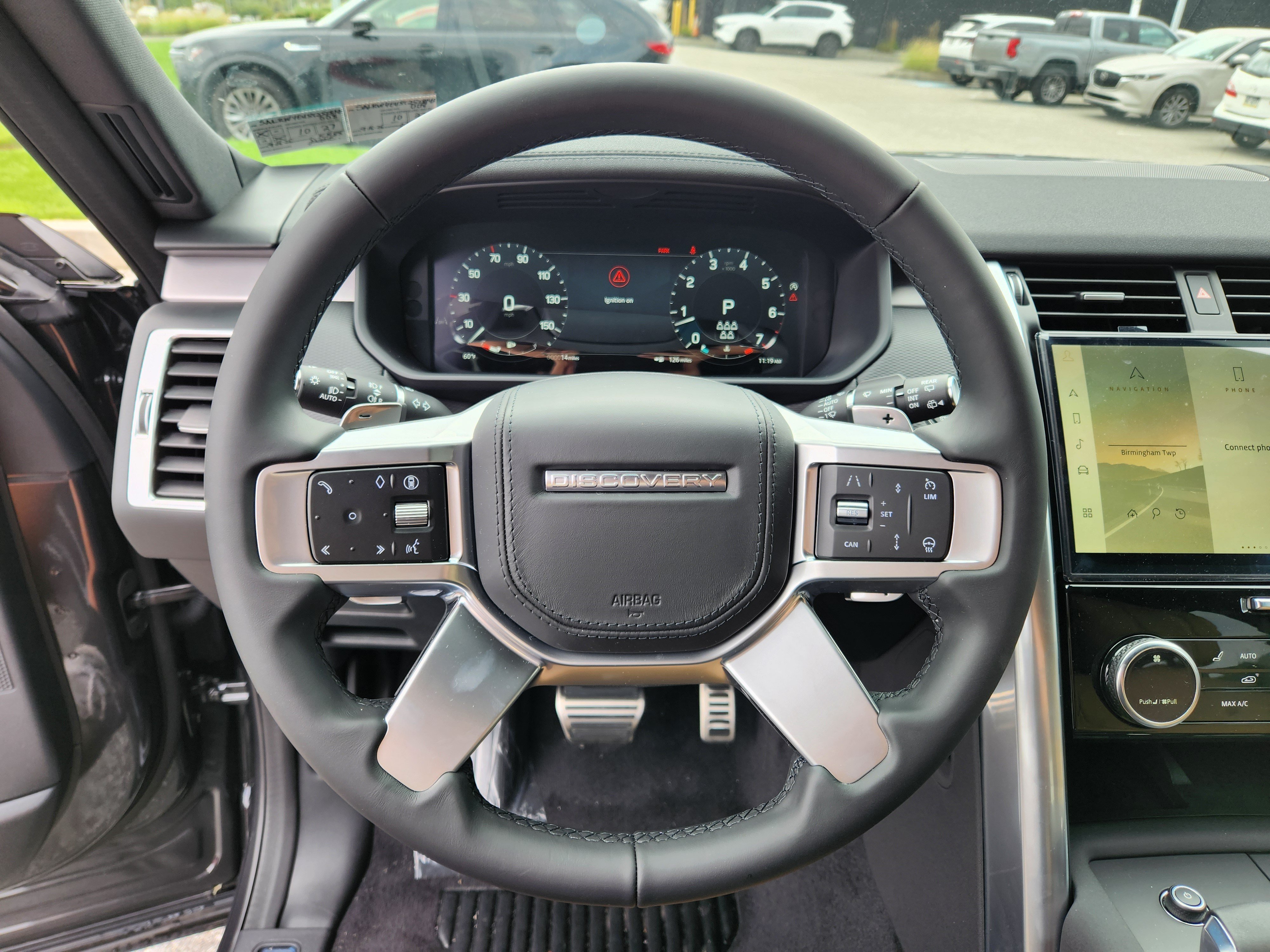 New 2026 Land Rover Discovery Limited Edition AWD/4WD image 15