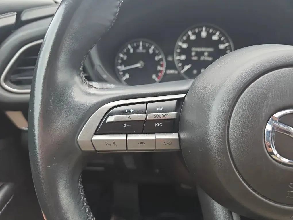 Used 2021 MAZDA CX-30 FWD 2.5 S w/ Select Package image 18