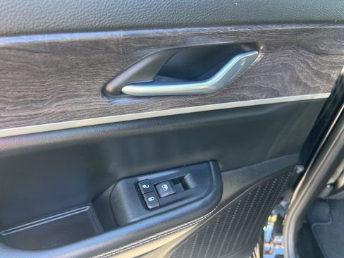 Used 2024 Jeep Grand Cherokee L Limited w/ Luxury Tech Group II image 26