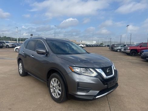 Used 2020 Nissan Rogue S w/ Special Edition Package image 1