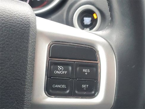 Used 2019 Dodge Journey SE w/ Connectivity Group image 24