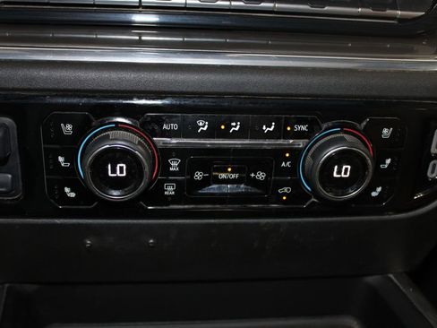 Used 2024 Chevrolet Silverado 2500 High Country w/ High Country Premium Package AWD/4WD image 47