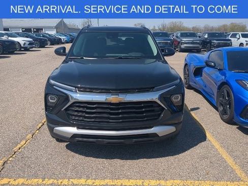 Used 2024 Chevrolet TrailBlazer LT w/ LT Cold Weather Package image 12
