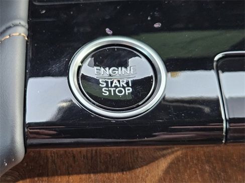 New 2025 Lincoln Navigator Black Label image 20