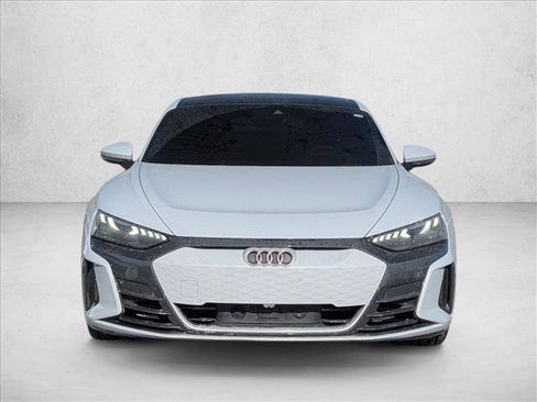 Certified 2023 Audi e-tron GT Premium Plus image 2