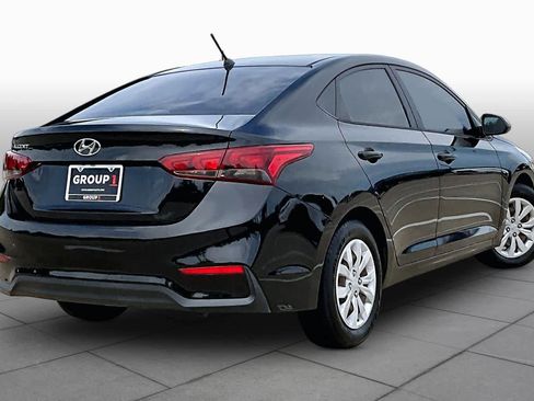 Used 2021 Hyundai Accent SE FWD image 13