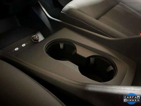 Used 2024 Audi Q4 e-tron Premium Plus image 55