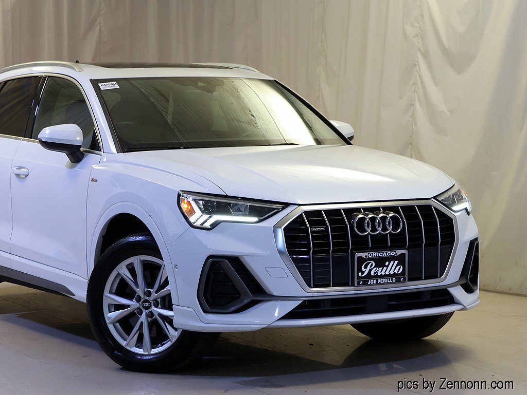 Used 2021 Audi Q3 2.0T Premium Plus w/ Premium Plus Package AWD/4WD image 2
