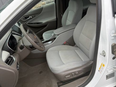 Used 2020 Chevrolet Malibu LS w/ Driver Confidence Package II FWD image 11