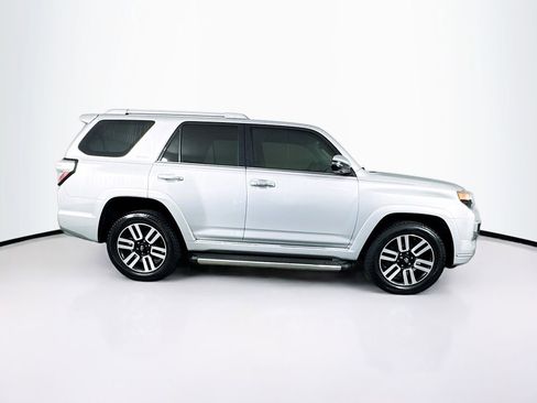 Used 2022 Toyota 4Runner Limited image 11