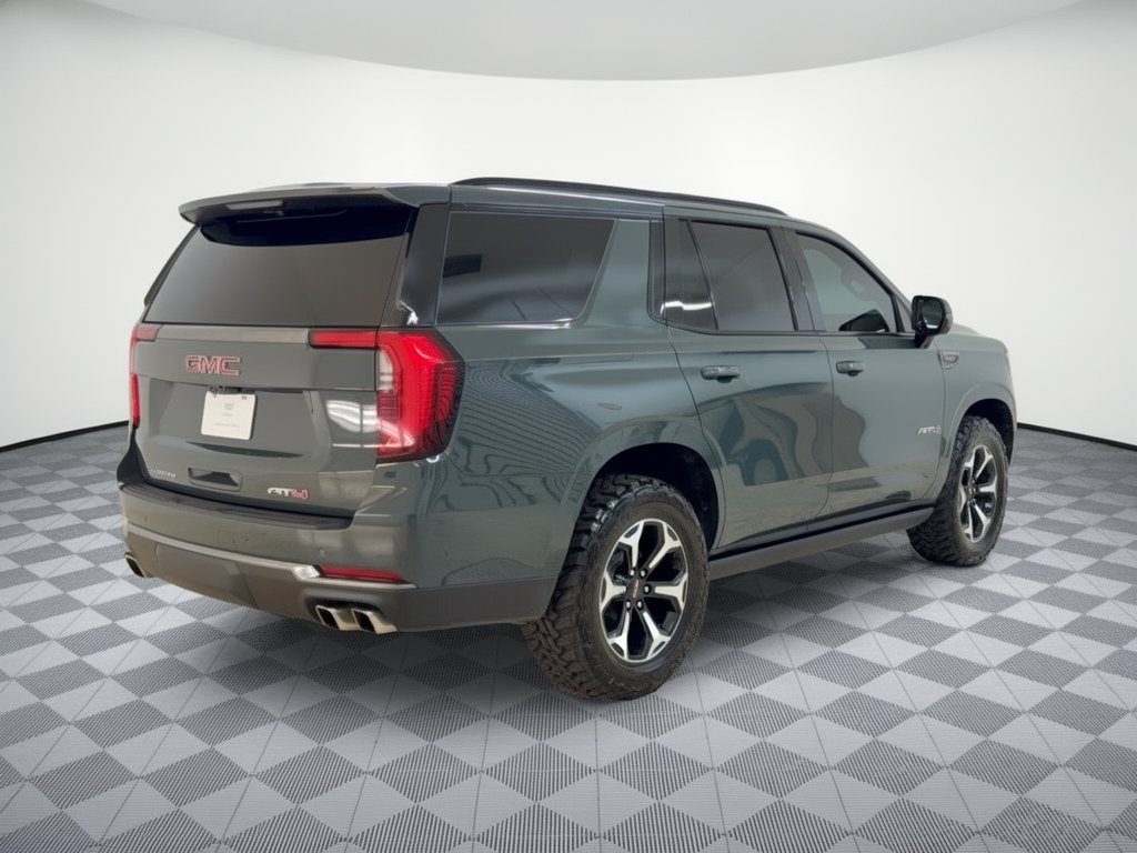 Used 2025 GMC Yukon AT4 w/ AT4 Premium Package AWD/4WD image 9