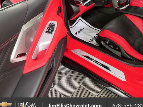 Used 2024 Chevrolet Corvette Z06 w/ Chrome Exterior Badge Package RWD image 8
