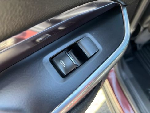 Used 2022 Cadillac XT4 Luxury w/ Cold Weather Package FWD image 65