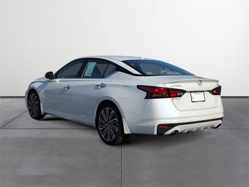 Used 2025 Nissan Altima 2.5 SL image 4