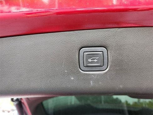 Used 2019 Chevrolet Blazer RS image 30