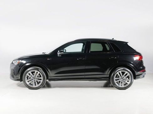 Certified 2023 Audi Q3 2.0T Premium Plus w/ Premium Plus Package AWD/4WD image 2