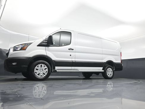 Certified 2025 Ford Transit 250 Low Roof w/ Exterior Upgrade Package RWD image 34