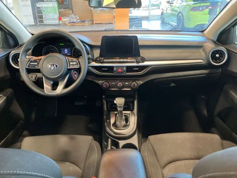 Used 2021 Kia Forte LXS image 22