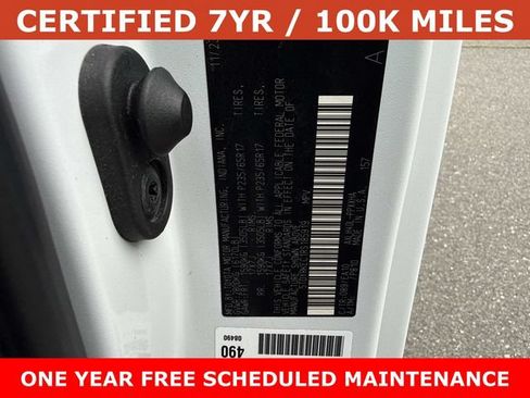 Used 2024 Toyota Sienna XLE FWD image 30