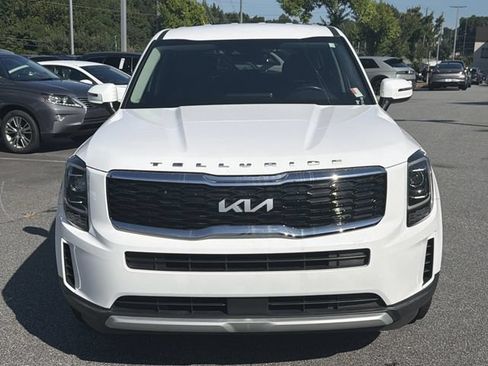 Used 2022 Kia Telluride LX AWD/4WD image 2