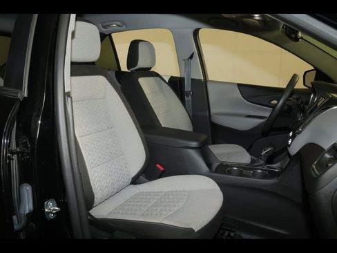 Used 2024 Chevrolet Equinox LS w/ LS Convenience Package FWD image 28