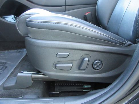 Used 2023 Hyundai Santa Fe Limited w/ Cargo Package image 37