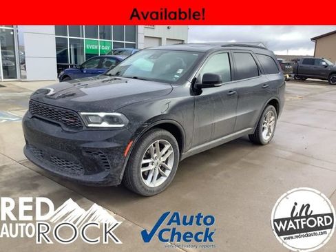 Used 2024 Dodge Durango GT image 2
