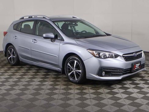 Used 2023 Subaru Impreza Premium image 2
