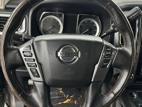 Used 2018 Nissan Titan Platinum Reserve w/ Platinum Utility Package AWD/4WD image 14