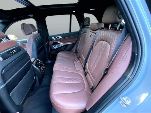 Used 2025 BMW X5 M60i AWD/4WD image 20